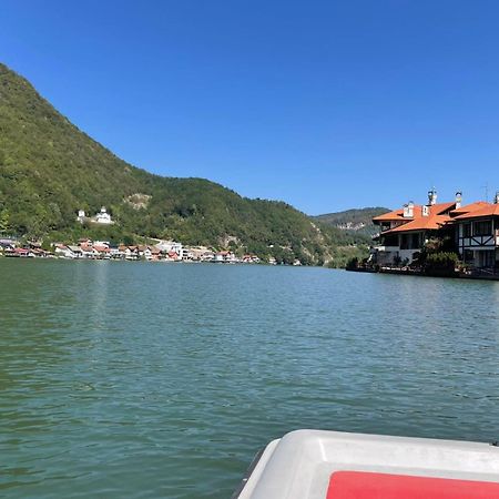 Vila Oaza - Zvornicko Jezero Zvornik Exteriér fotografie