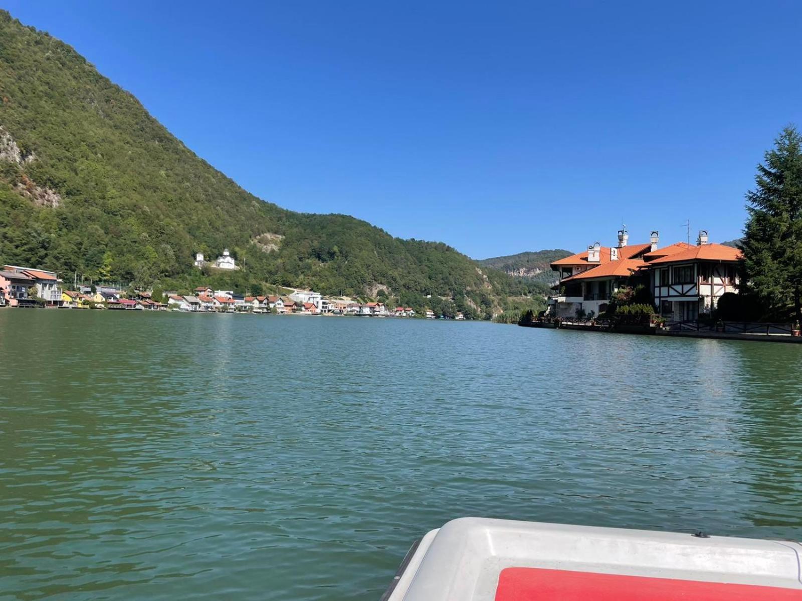 Vila Oaza - Zvornicko Jezero Zvornik Exteriér fotografie